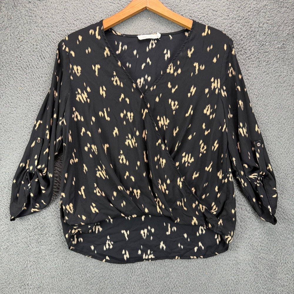 All In Favor Womens Black Tan Leopard Print Surplice V-Neck Roll Tab Blouse M